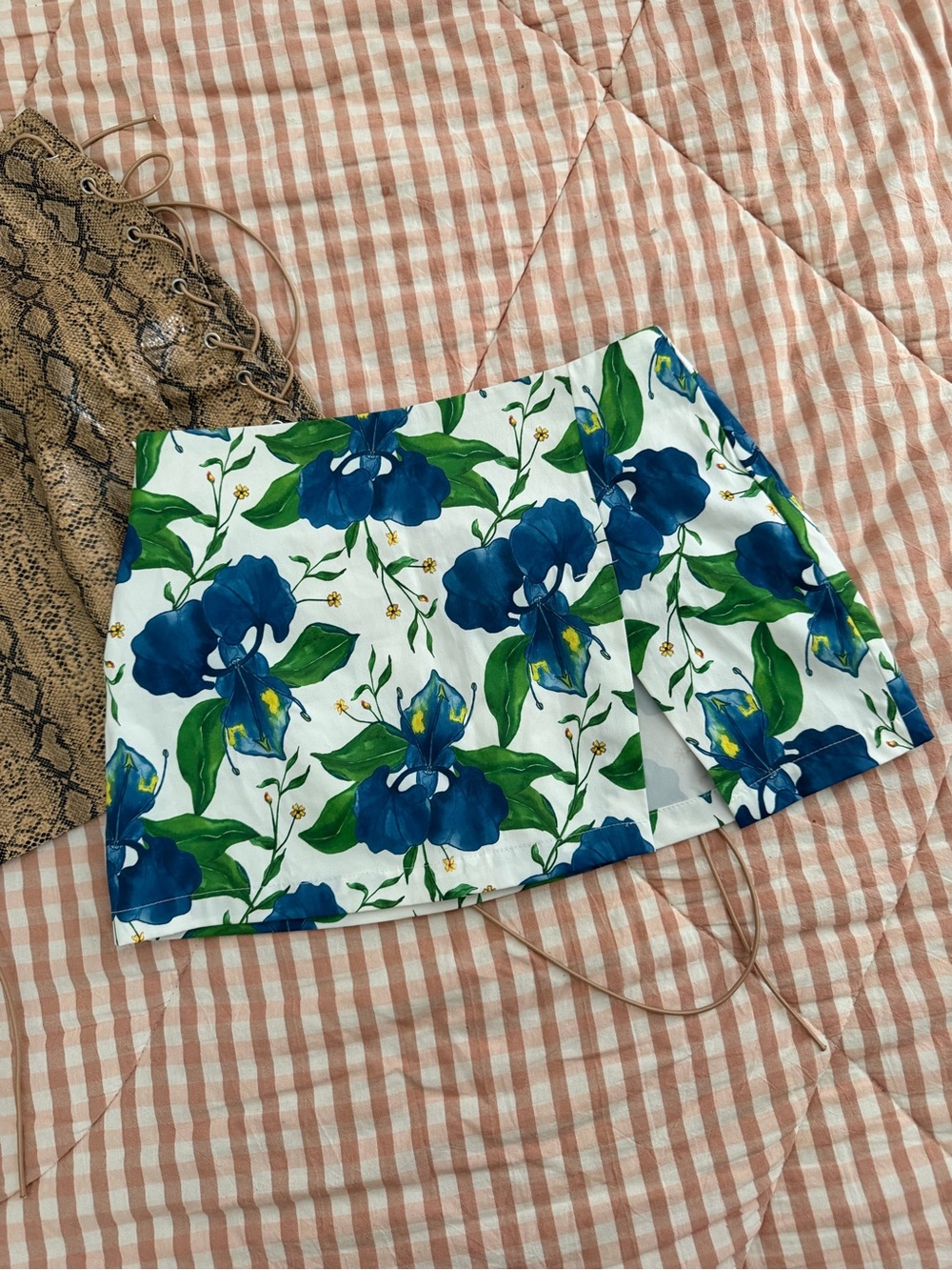PrettyLittleThing Blue Floral Mini Skirt & Brown Snake-Print Mini - Picture 4 of 4